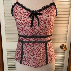 Odille Anthropologie Red Berries Tank Blouse Black Lace Trim